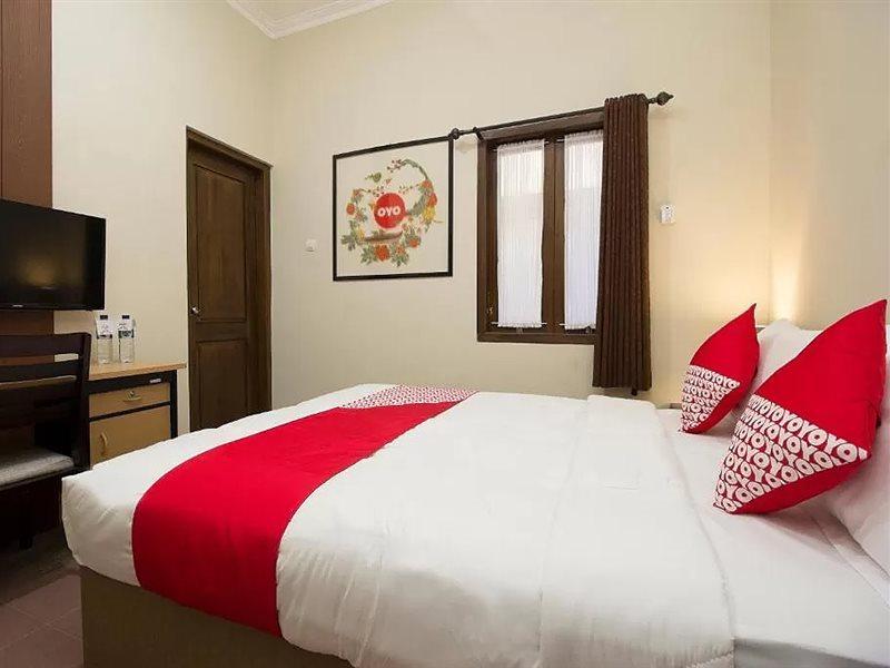 Oyo 572 Omah Gedongkuning Syariah Homestay Yogyakarta Exterior foto