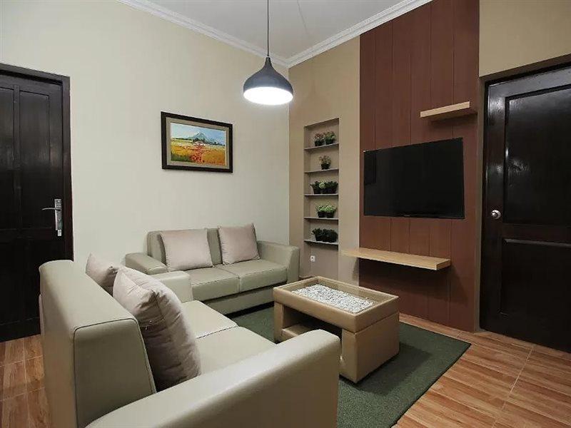 Oyo 572 Omah Gedongkuning Syariah Homestay Yogyakarta Exterior foto