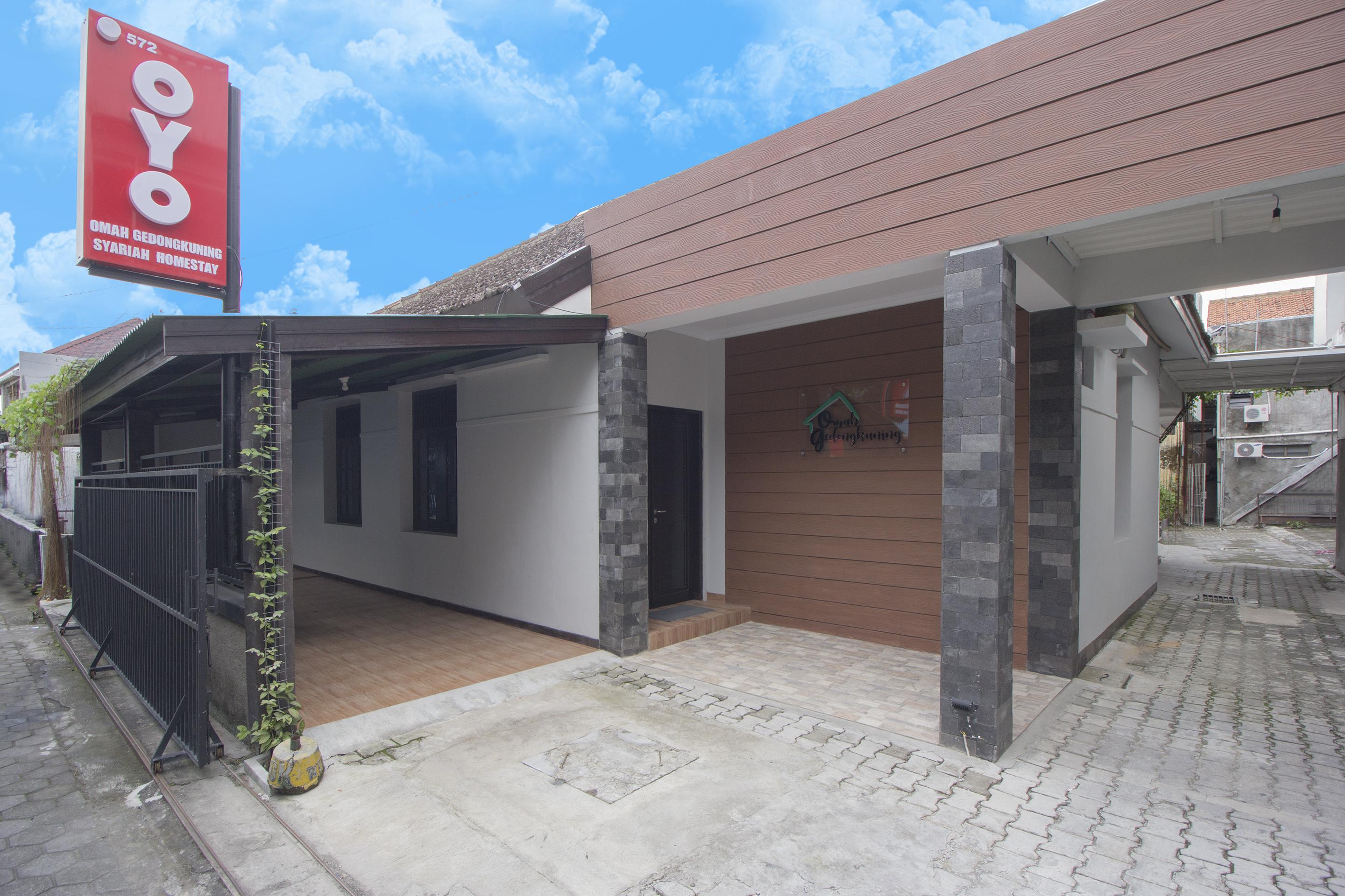 Oyo 572 Omah Gedongkuning Syariah Homestay Yogyakarta Exterior foto