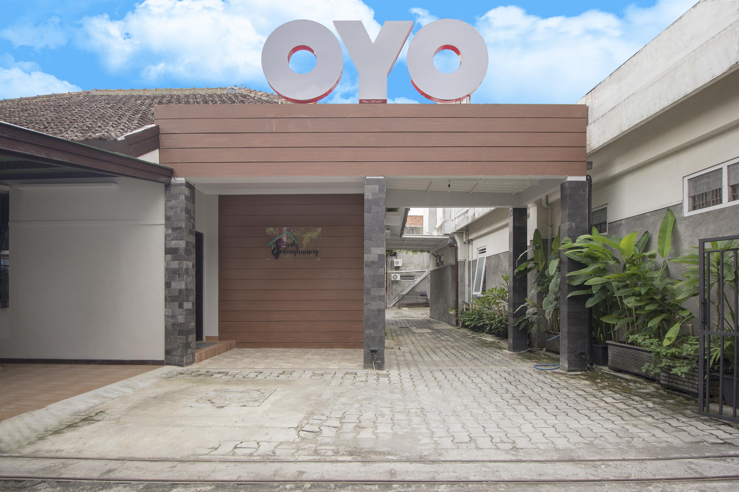Oyo 572 Omah Gedongkuning Syariah Homestay Yogyakarta Exterior foto